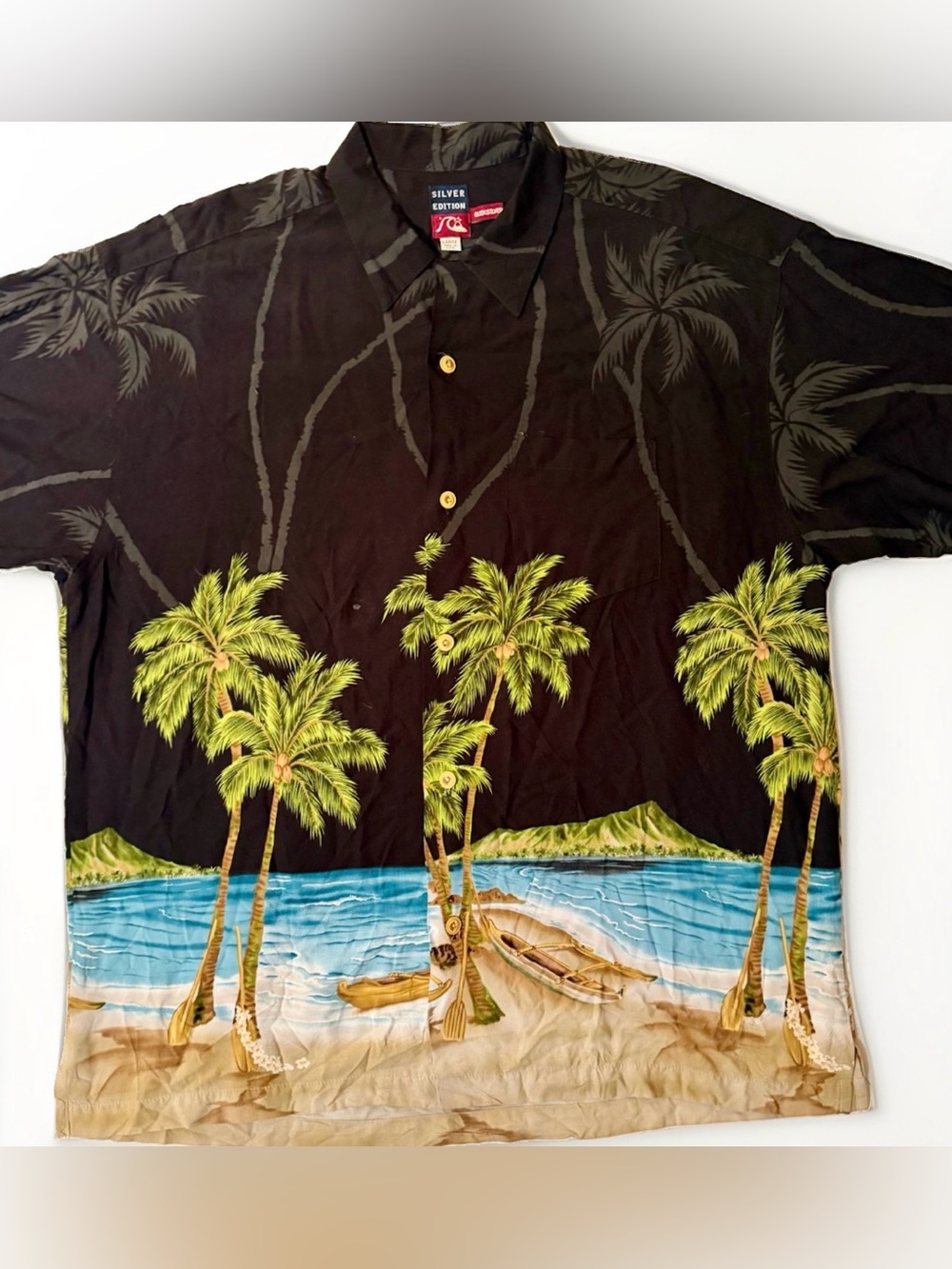 Vtg 90s Quiksilver Silver Edition short sleeve Hawaiian shirt Mens L Made in USA